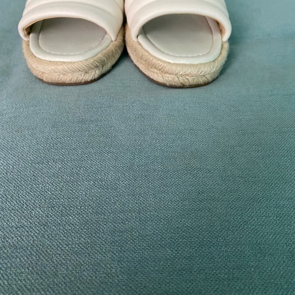 Michael Kors Flat Sandals - Picture 4 of 6